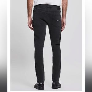 🌸2/$60🌸✨👖MENS GUESS SLIM TAPERED JEANS👖✨